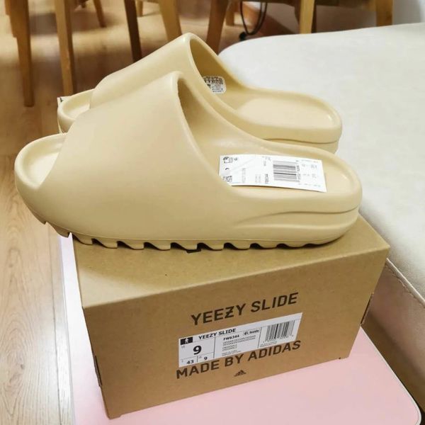 

[coconut slipper with shoe box]women new fashion shoes 2021 zlh, Black