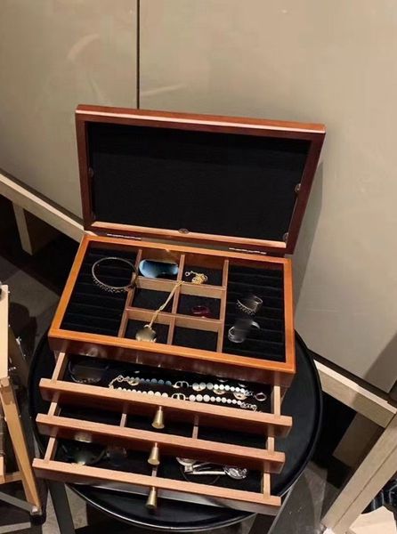 

princess&mens jewelry box leather cosmetic jewel case upscale organizer birthday gift wedding storage boxes & bins bags duffle brown letter