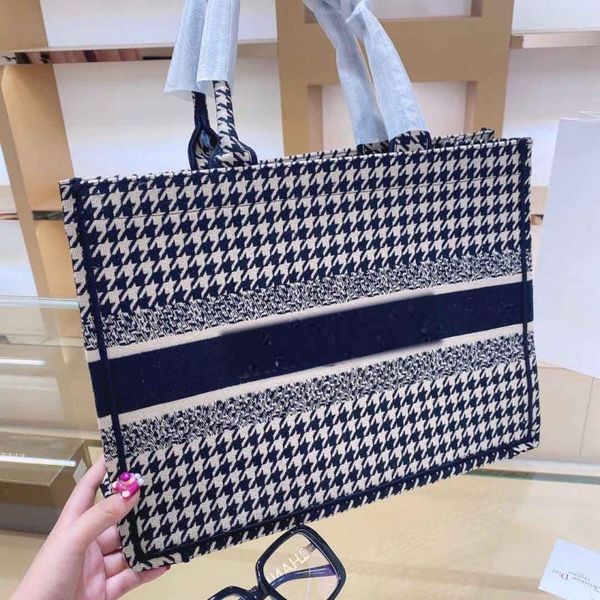 

lady embroidery shopping bag,leather bag shop female sacks ladies women handbags stuff women shopping handbags sqsvk