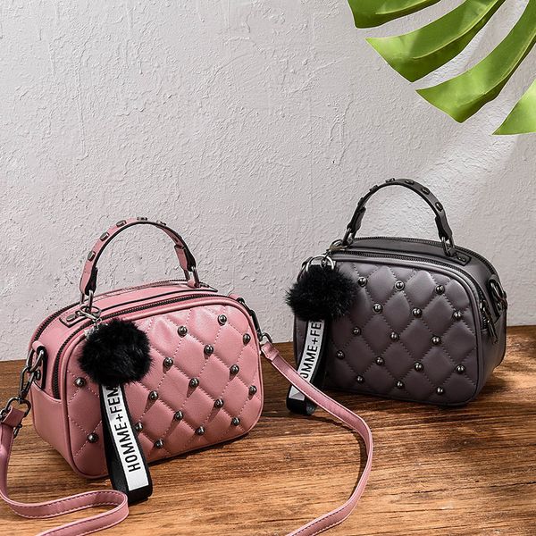 

korean version 2021 autumn and winter new embroidery single shoulder slant span bag c0301