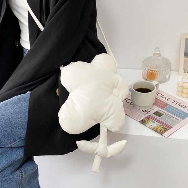 

soft flower shape shoulder crossbdoy bag for girl fashion white and black purses and handbags women's clutch bag polyester