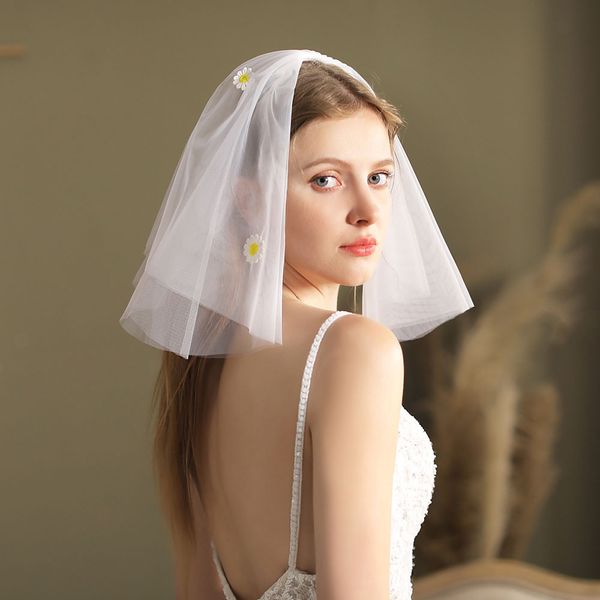 

v807 short shoulder two-layer wedding veil embroidered daisy white bridal headdress with hair comb for bride 40cm*46cm, Black