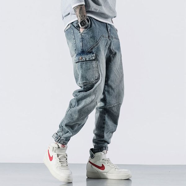 

2021 new japanese vintage fashion loose retro blue big pocket denim cargo pants slack bottom joggers designer hip hop jeans men klbi