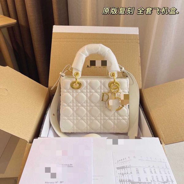 

women luxurys designers bags 2021 womens handbags purses designer crossbody wallet bag louisbags_18 fashion advanced sense leather princess