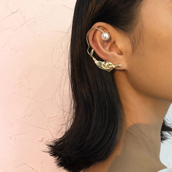 

gold color irregular geometric ear wrap crawler hook earring women's c-shape arc ear pearls climber earrings personality jewelry, Silver
