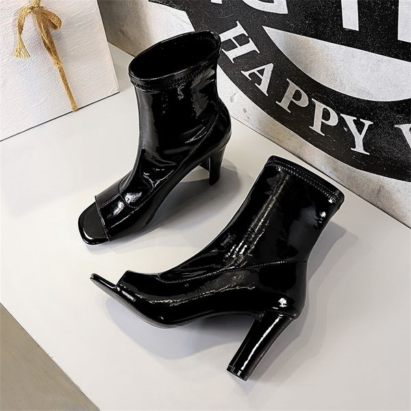 

2020 new socks, women's leather boots, lacquered end, no laces, square heels, high heels, black designer zapatos de mujer