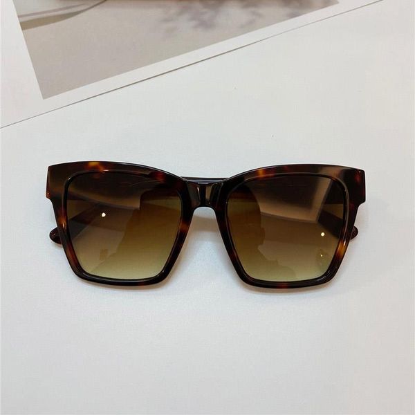 

uv fashion sunglasses frame vintage protection for 4384 popular square cat eye with case with sunglasses quality women classic come mmqe, White;black