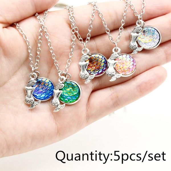 

pendant necklaces 5pcs set fashion sitting mermaid and 5 color shimmery fish scale charm necklace choker for women girls party jewelry gifts, Silver