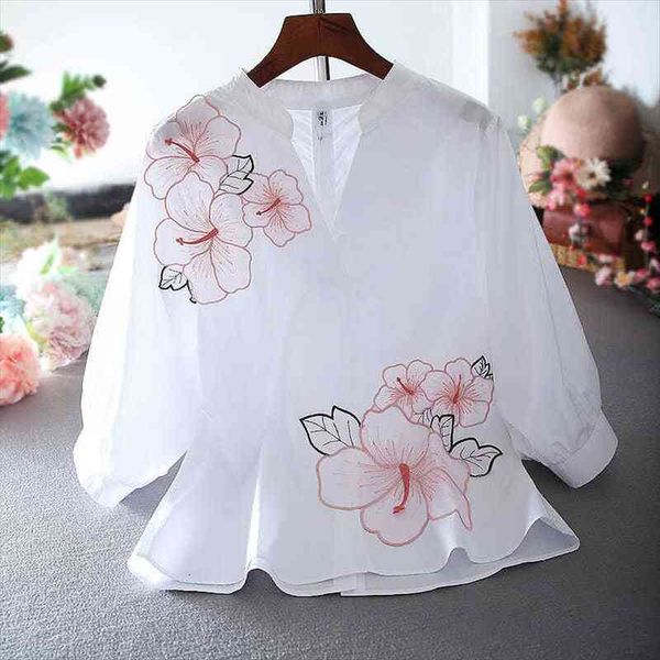 

spring v neck loose embroidered womens shirt flower blusas mujer de moda, White