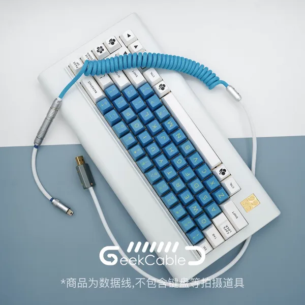 Geekcable Handmade Changeed Mechanical Keyboard Data Cable для GMK Theme SP Keycap Line CA66 Blue и White Colorway