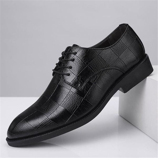 

dress shoes 2021 luxury designer crocodile pattern men formal wedding party brogue business leather, Black