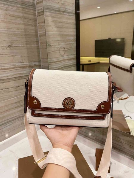 

design s new girls' foreign style messenger simple and fashionable small square leisure shoulder bag