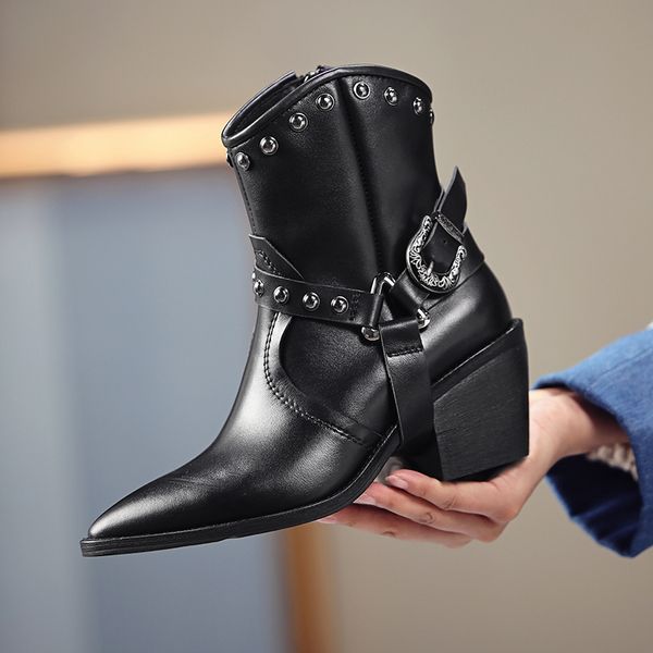 

2021 New Leather Cowboy Boot Girl Western Retro Belt Heel Ankle Boot with Pointy Toe and British Style Black Winter Boots Women