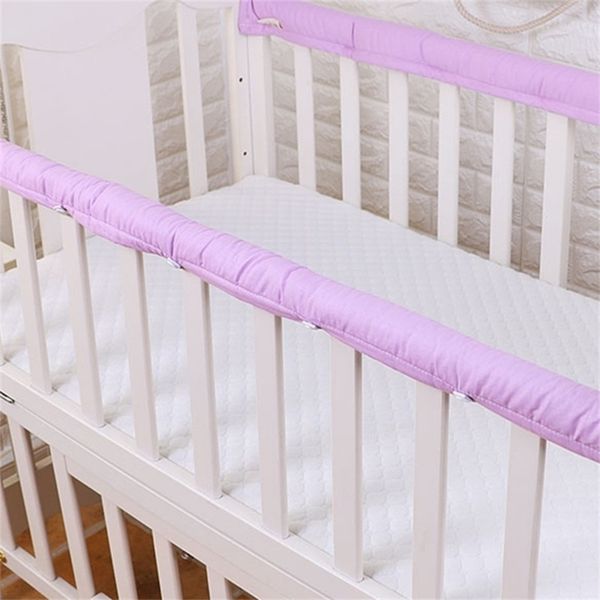 

2 pcs/set plain color crib bumper thickened baby bedside protective bar anti-collision barrier cover for infant protection strip 211025
