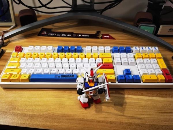 

ikbc rx-78-2 e.f.s.f gundam wired game keyboard acgn robot cherry axis 108 keys mechanical gaming keyboard gift