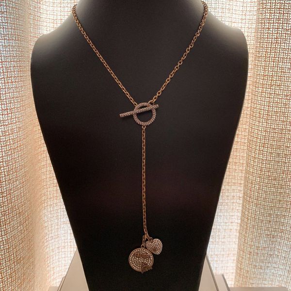 

2021 d sweater chain brass necklace simple thick leisure style bee diamond, Silver