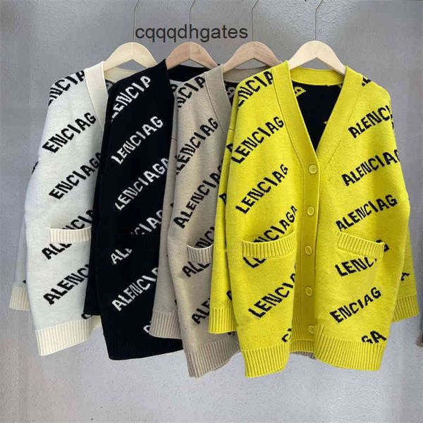 

balencaigas mens luxurys designers hoodies italy brand high winter 2021 new letter full single breasted wool knitted cardigan for men women, Black