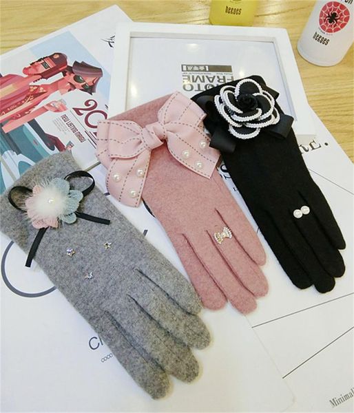 

sports gloves 2021 elegant flower warm winter mittens wool touch screen, Black