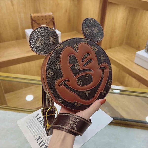 

2022 factory outlet bag women new single shoulder messenger women's old flower personality lovely wide shoulder belt small round bag gd