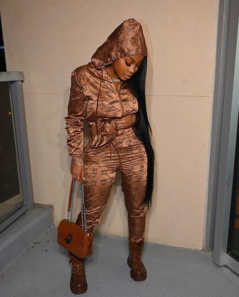 

women's two piece pants 2021 quality 2 pcs tracksuits women set print hooded long sleeve winter casual outfits, White