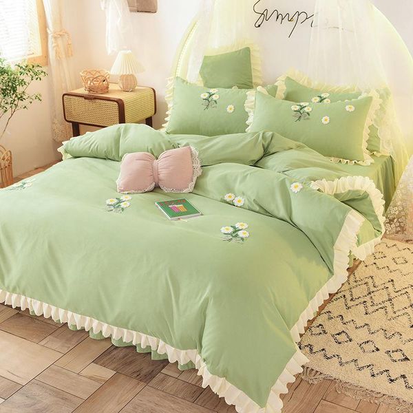 

bedding sets princess wind bed skirt four-piece korean embroidery sanding student dormitory three-piece set