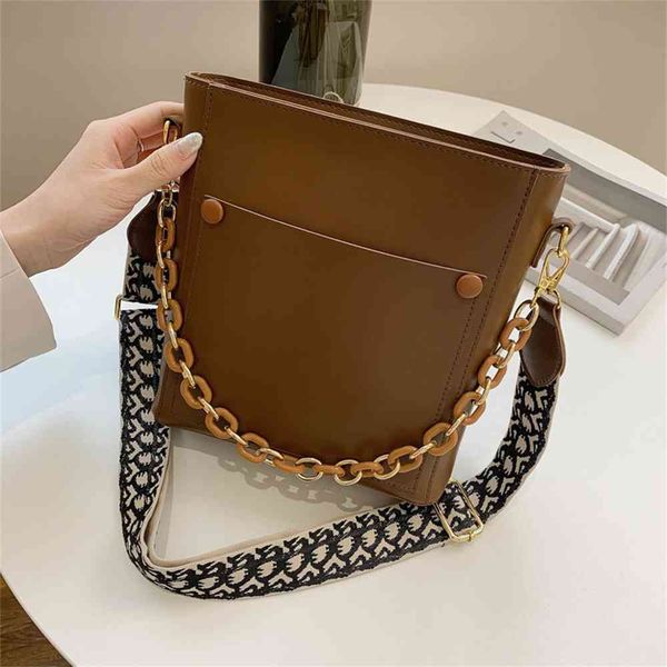 

80% off outlet store red popular small bag new portable bucket soft leather ins broadband single shoulder messenger bag factory online sale, Black;red