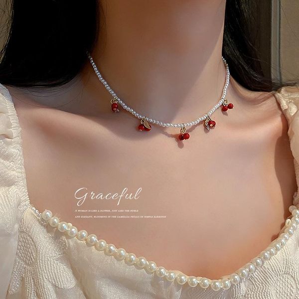 

chokers korean fashion jewelry simple pearl fruit necklace cherries leaf female niche design sense clavicle chain for women., Golden;silver