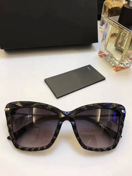 

new sunglasses for women diamond cutting frame gafas de sol sunglasses women sun glasses color oculos brand with original packaging, White;black