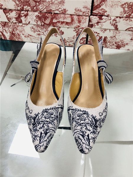 

new high heels sandals middle heel women designer dress shoes dress shoes summer pointed sandals d022, Black