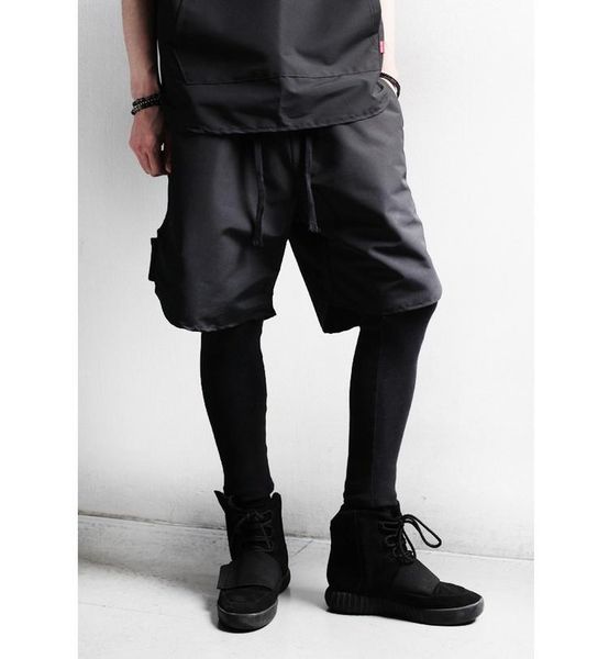 

men's shorts casual loose simple elastic waist waterproof material, White;black