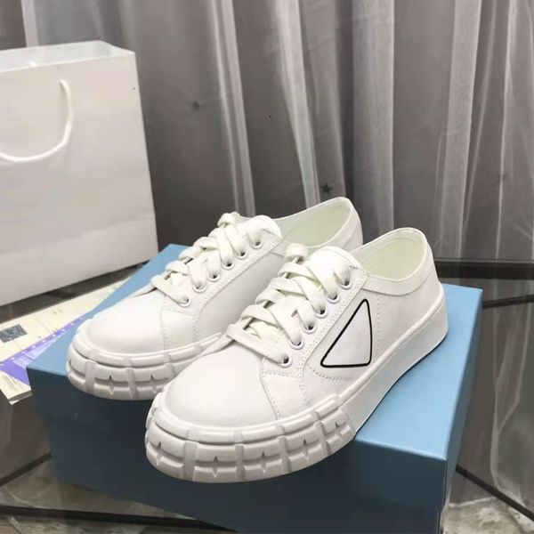

2022stylish women canvas casual shoes classic black white mixed color thick soled lace-up low outdoor breathable platform sn