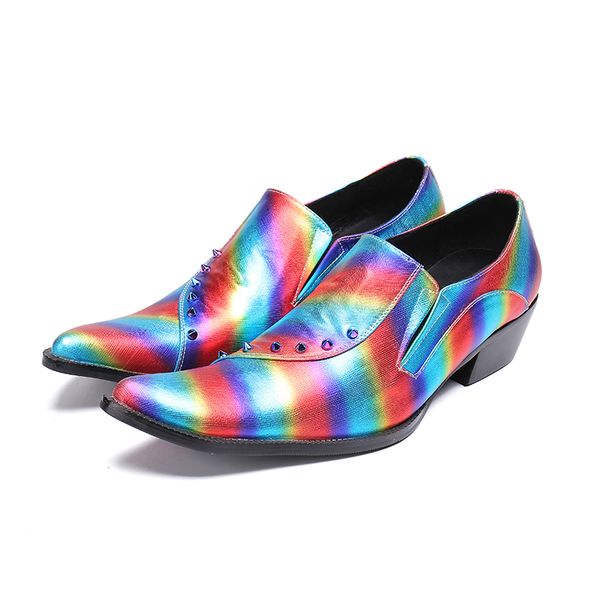 Regenbogen Farbe Herren Kleid Nieten Schuhe Für Männer Patent Leder Spitz High Heels Mode Party Schuhe Zapatos Para Hombre