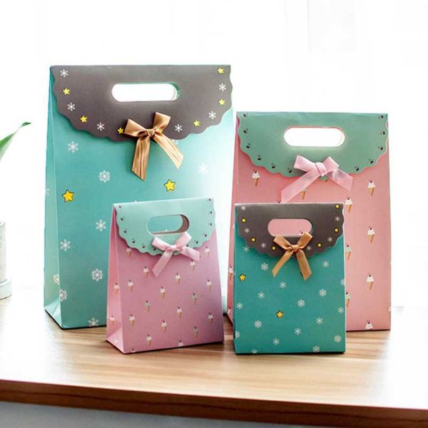 

10pcs/lot high-grade bow gift bag cake candy cookie takeaway paper bag for wedding birthday event party gift packing
