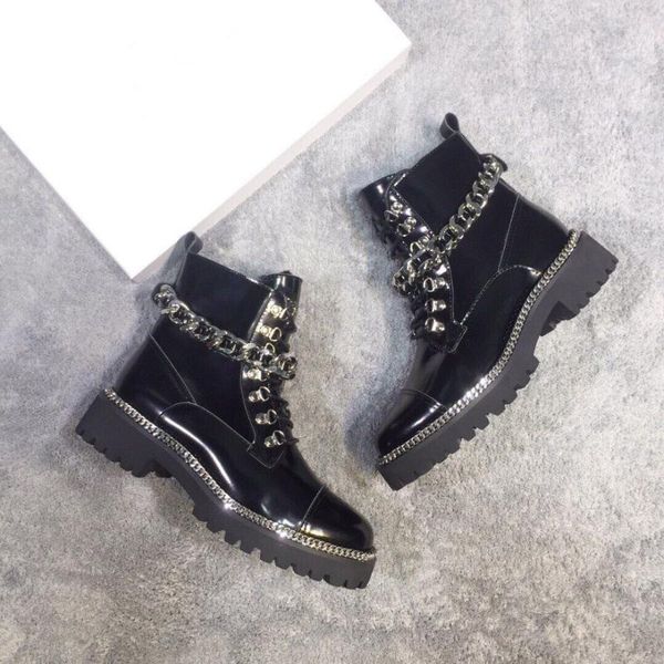 

couro de patente dedo do pÃ© redondo metal corrente decoraÃ§Ã£o feminina botas curtas inverno lÃ£ botas sliver nova marca de, Black