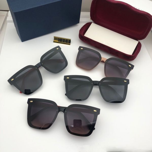 

designer women's sunglasses classic sunglasses essential for travel sunglasses, White;black