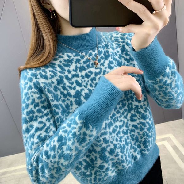 

autumn and winter 2021 new sweaters loose fit, extra thick half high collar t-shirt for women's wear, korean is versatile, White;black