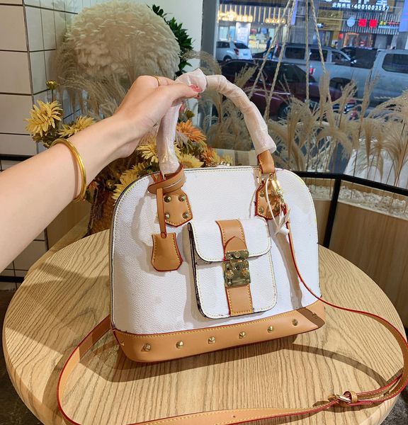 

2021 luxury designer women handbag messenger shoulder bag new retro shell bags limited edition lady color printing female flower classic lea