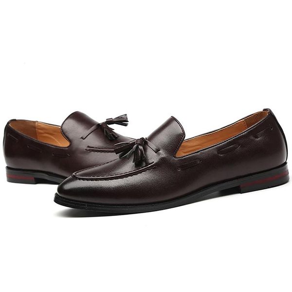 

dress shoes 2021 fashion black bottom leather gentleman stress men business driving handmade tassel loafers