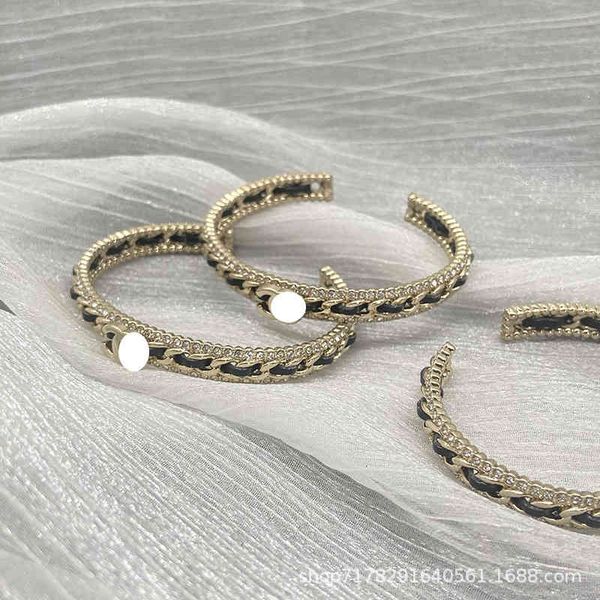 

bangle charm bracelets xiaoxiangfeng 2021 autumn and winter leather bracelet women's fashion temperament versatile bracelet, minority d, Golden;silver
