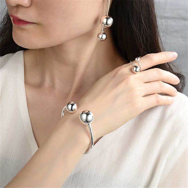 

simple fashion accessories wholesale copper casting big geometric round metal punk rock ms bangle 2020 fine bracelet q0719, Black