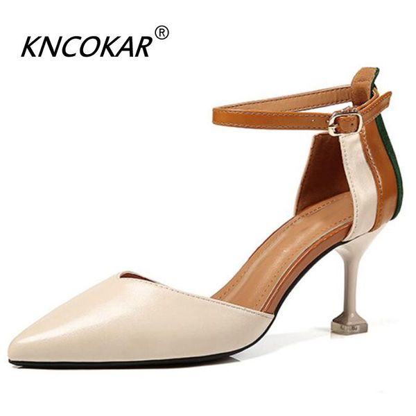 

dress shoes kncokar 2021 the high-heeled are styled with a pair of thin, pointed hollow sandals. 6.5cm/10cm, Black