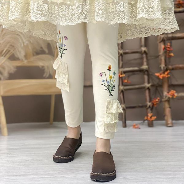 

women's pants & capris winter female retro sweet lace embroidery waist elastic 3603, Black;white