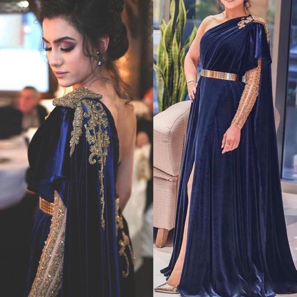 Elegante Abendkleider mit einer Schulter, Marineblau, Dubai, A-Linie, Samt, formelle Partykleider, goldene Perlen, Oberschenkelschlitze, arabisches Abendkleid, Robe De Soriee