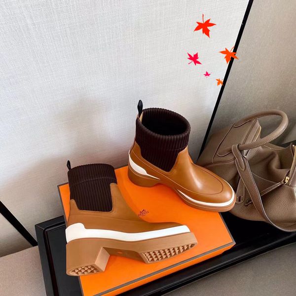 

2022 fashion love women boots chunky heel martin laureate boot black white yellow martins woman shoes with box and logo size 35-40 -k135