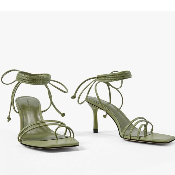 

2021 summer retro high heels stiletto sandals women ankle strap back lace-up pumps pinch-up toe women sandals, Black