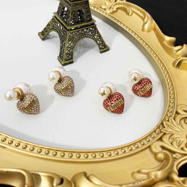 

2021 new designer family's full diamond love pearl earrings, Golden