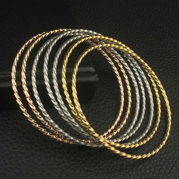 

67mm personality simple round stainless steel jewelry 3 colors cuff bangles for women bfazagbi q0717, Black