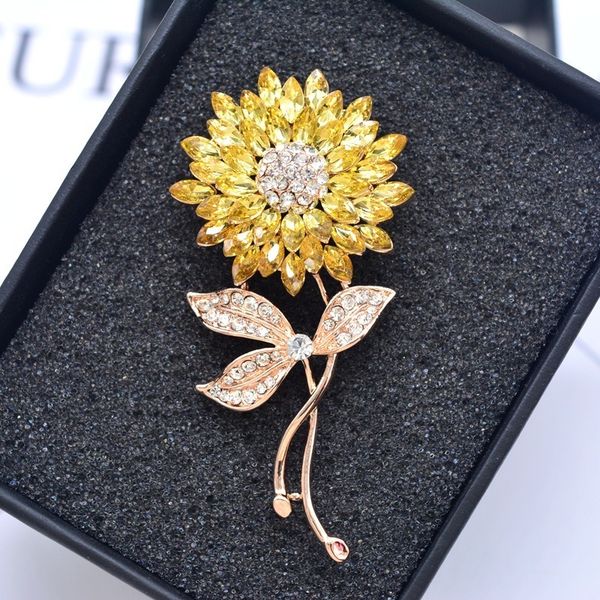 

sunflower diamond brooch fashion high-end flower corsage, Gray