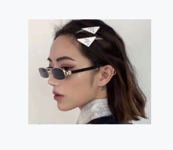 Clipes de cabelo Barrettes Elegante Lnsta-estilo-estilo de metal invertido triângulo clipe de cabelo laço lisa 2021 jóias vintage para mulheres