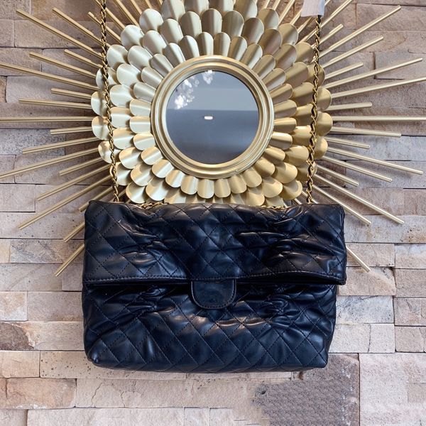 

2021 fashionable and beautiful ladies famous shoulder bag leather chain messenger bag fashionable size:base size:28cm1, Black